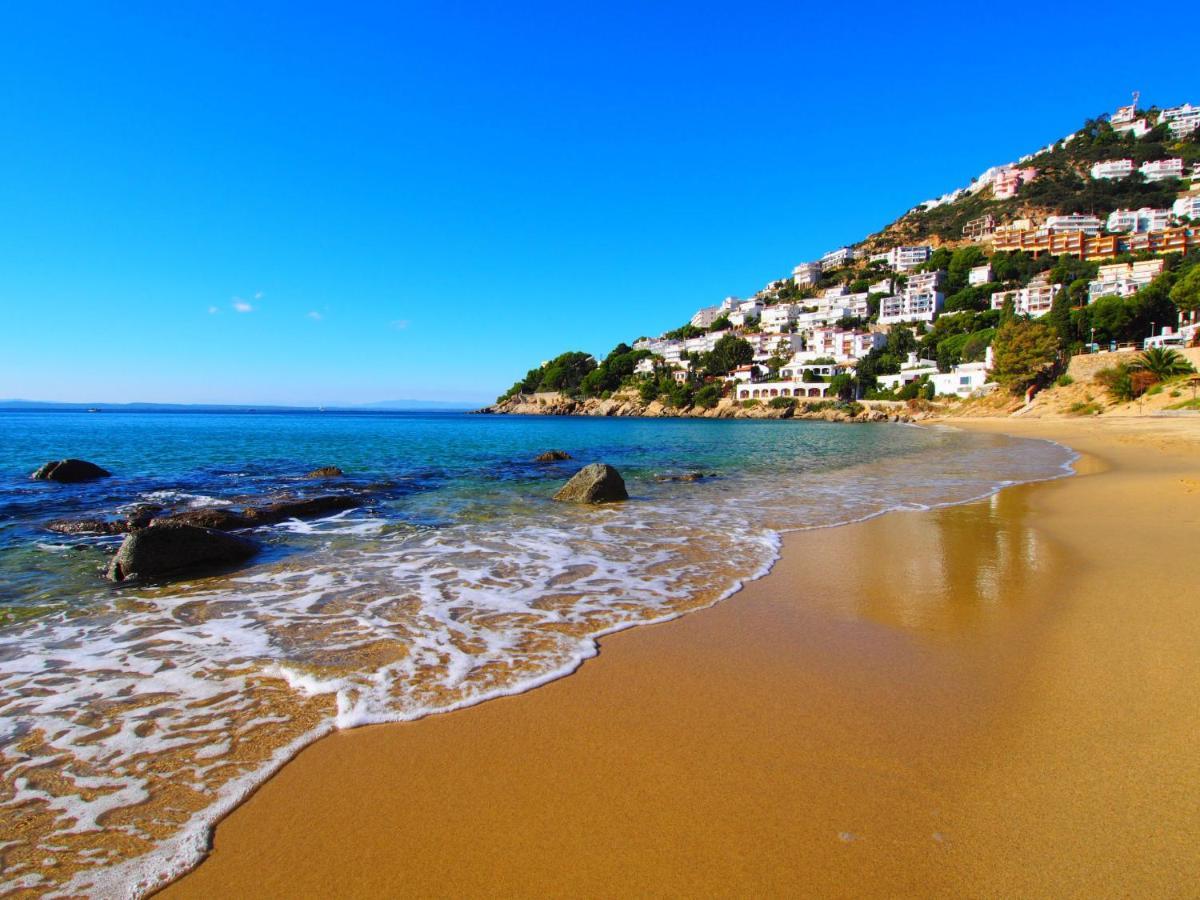 Apartment Platja De Roses-9 By Interhome Εξωτερικό φωτογραφία